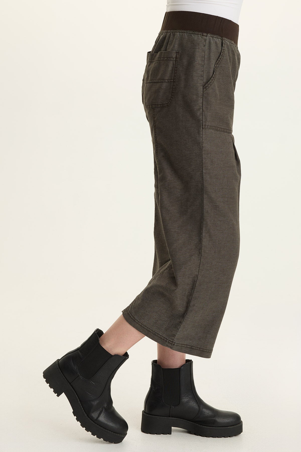Wearables Eileen Twill Wide-Leg Crop Pant
