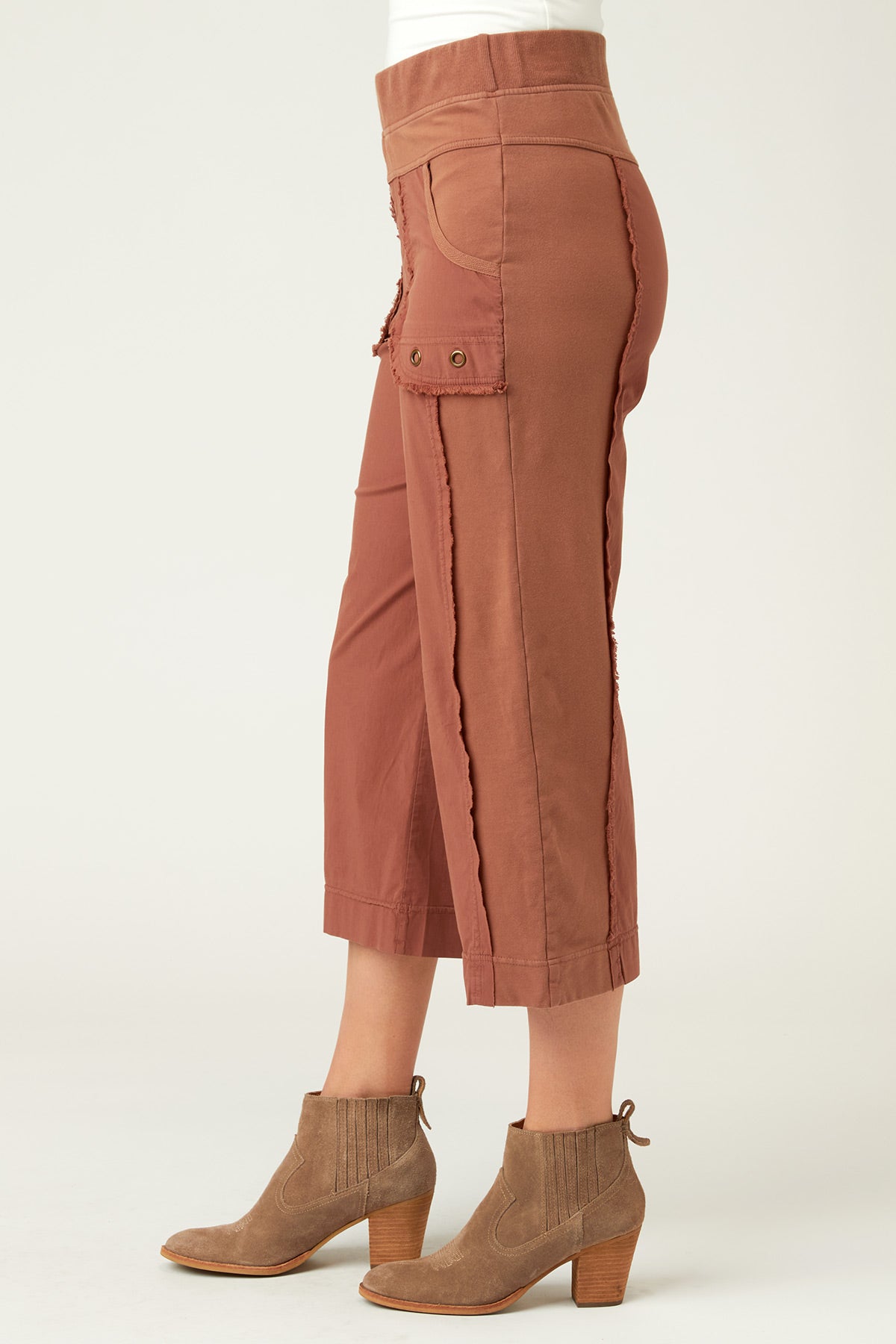 XCVI Trumble Flare Crop