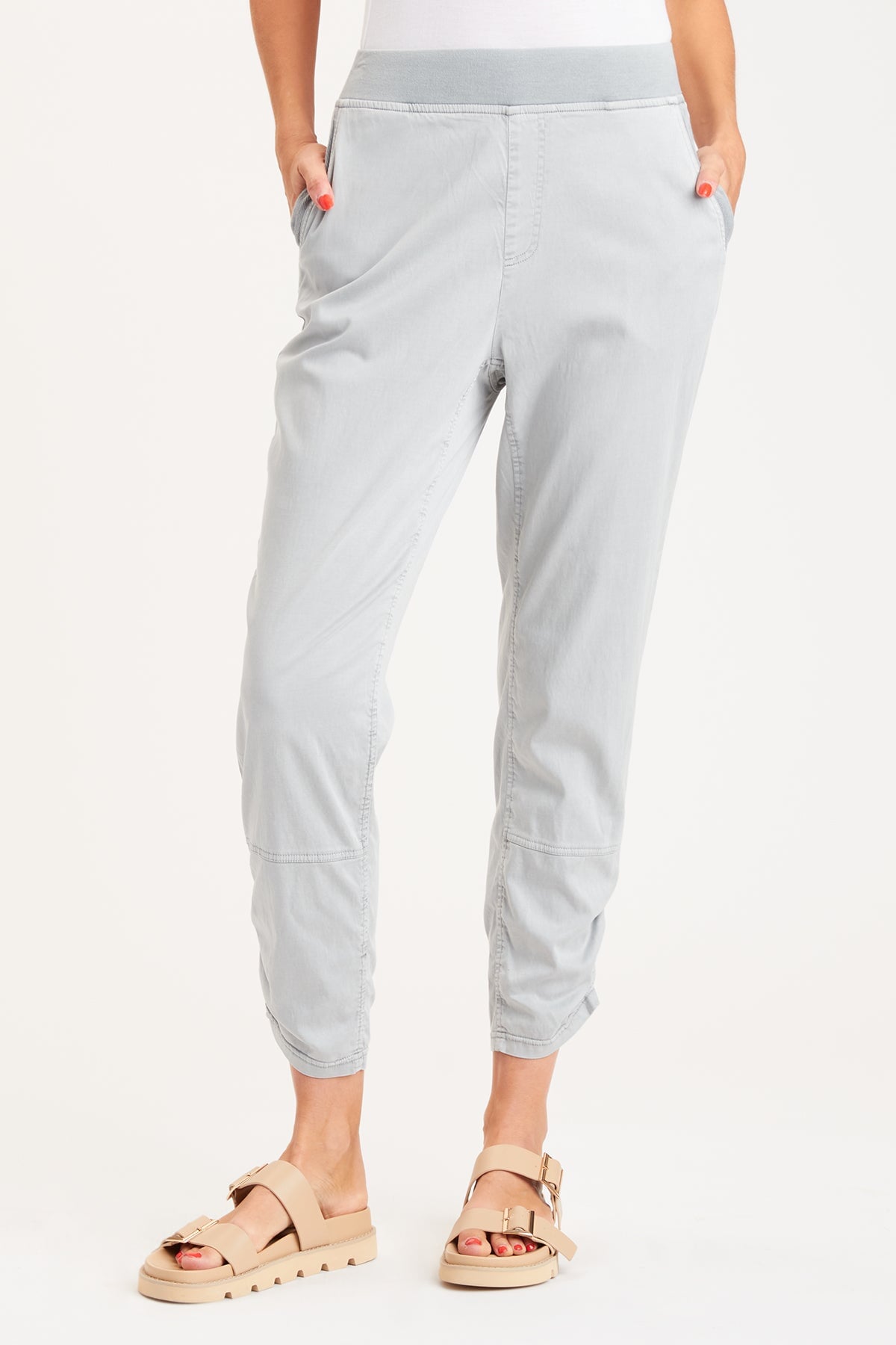 XCVI Leanne Pant