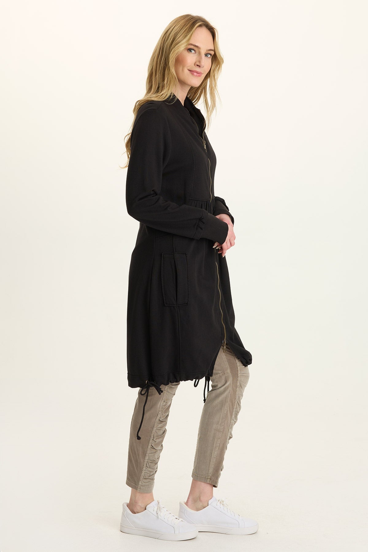 Fleece Funnel-Neck Longcoat in Black