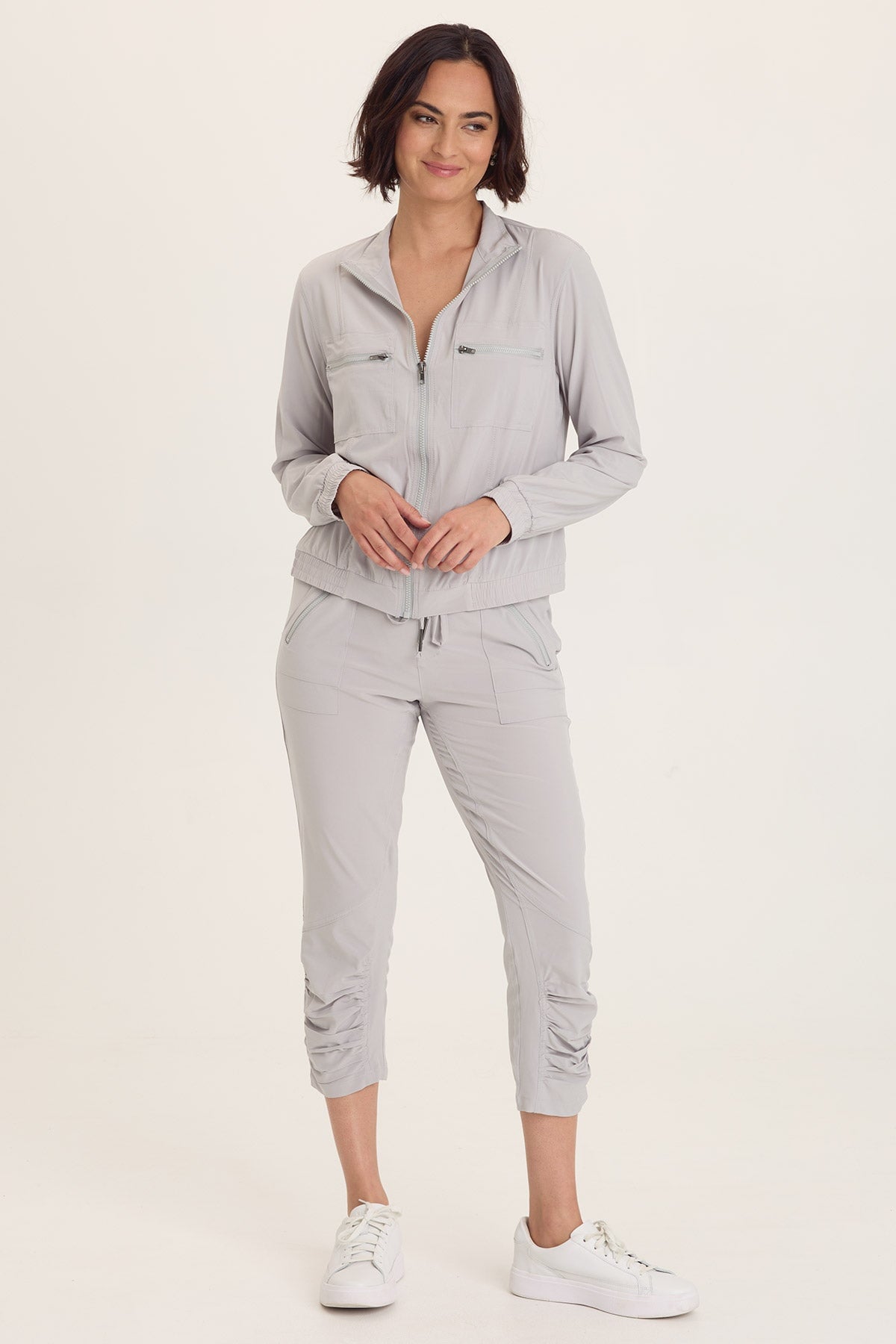 Wearables Quinn Active Ruched Bomber 