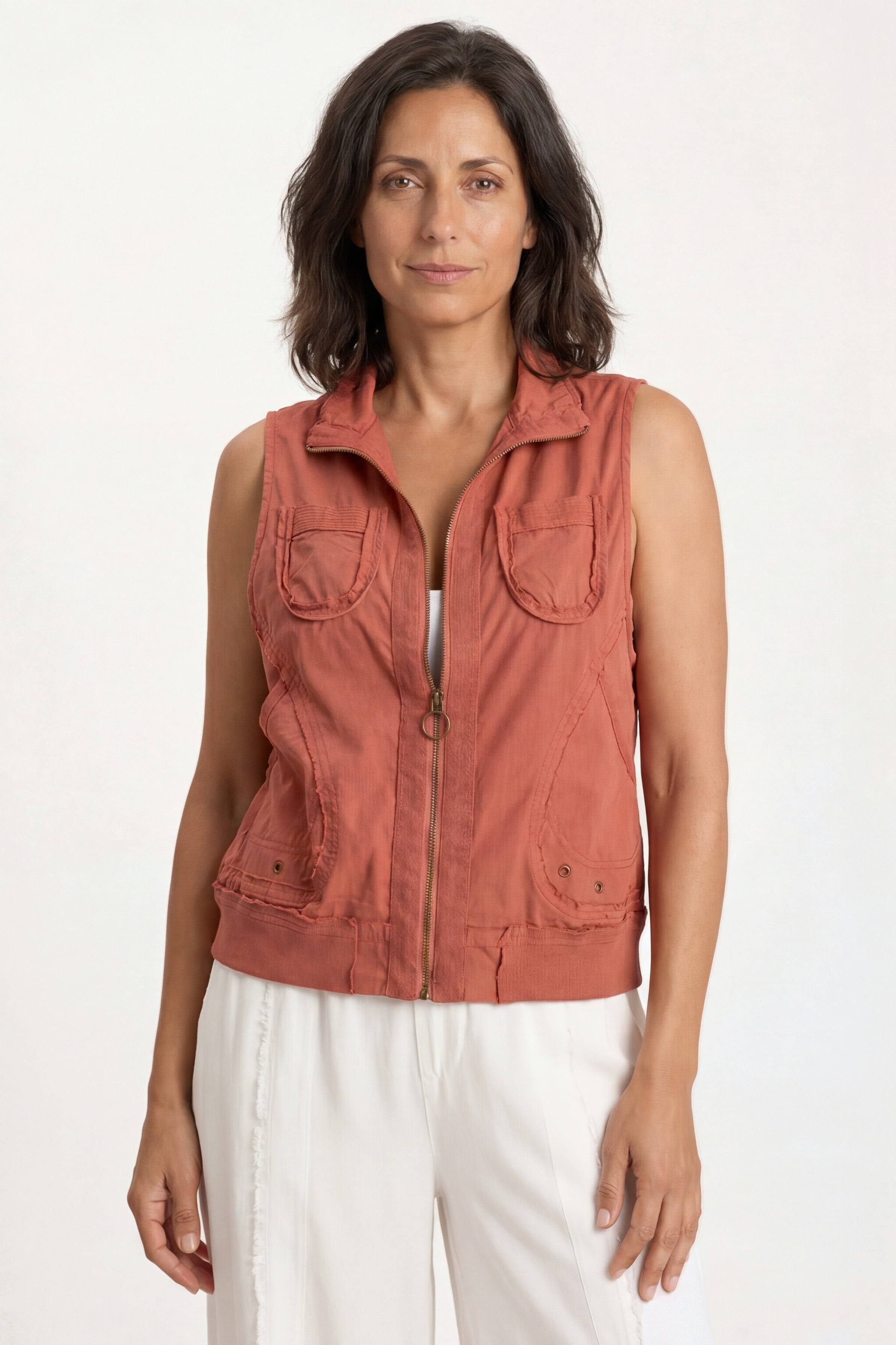 XCVI Grindelle Cargo Vest in Poplin and Jersey 