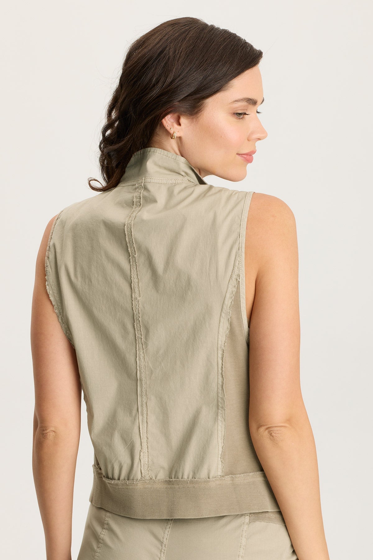 XCVI Grindelle Cargo Vest in Poplin and Jersey 