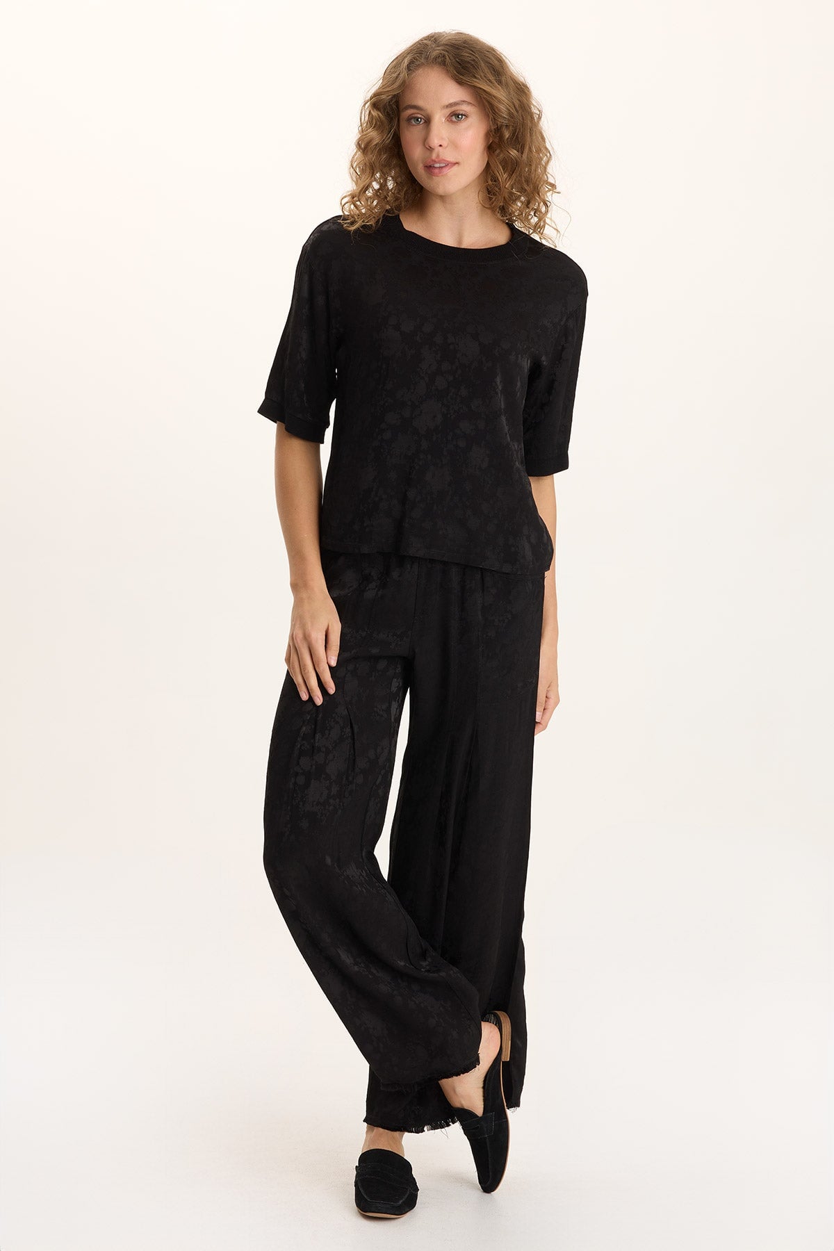 XCVI Chelan Textured Satin Casual Fit Top 