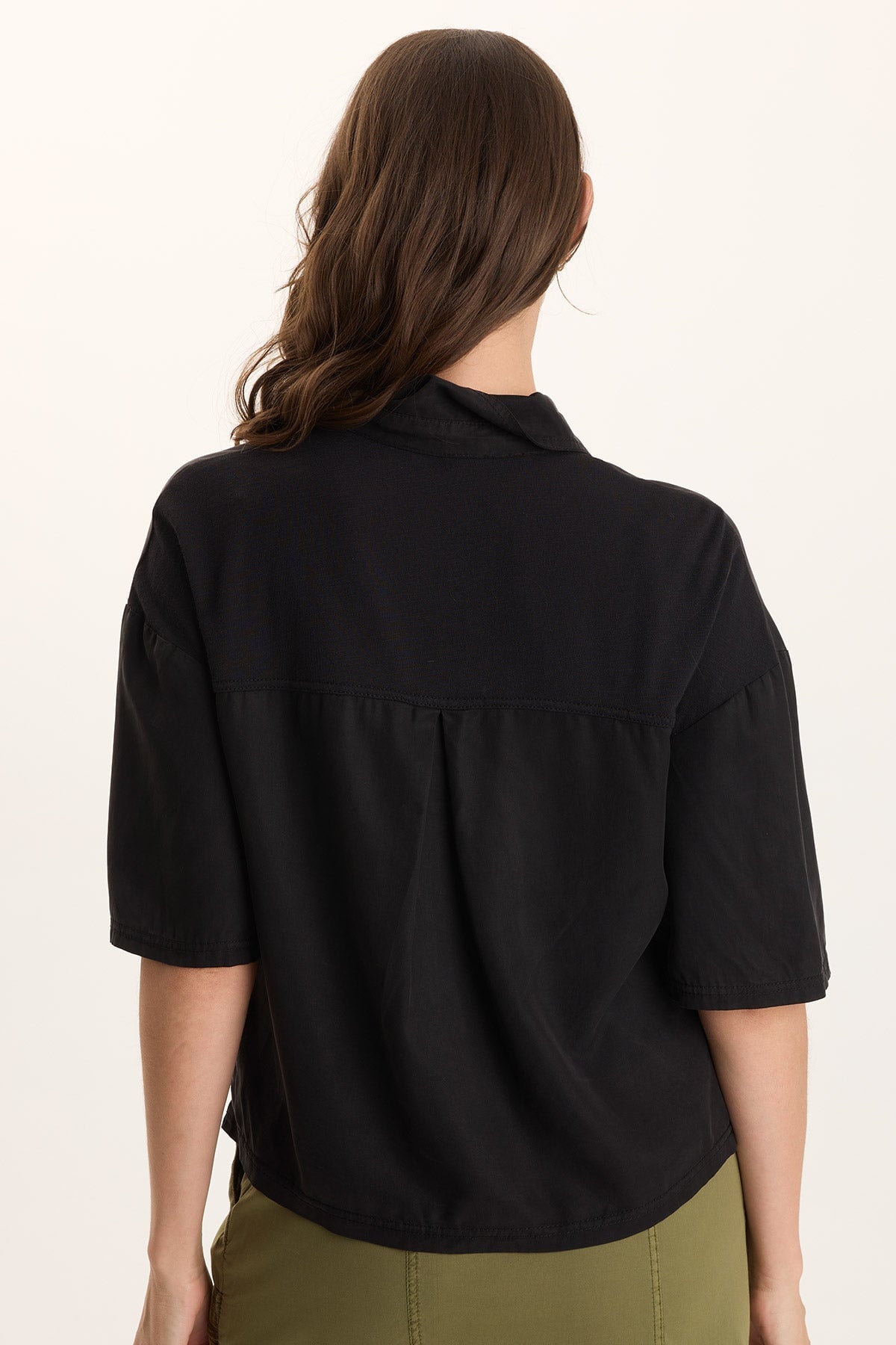 XCVI Tage Boxy Snap-Up Top