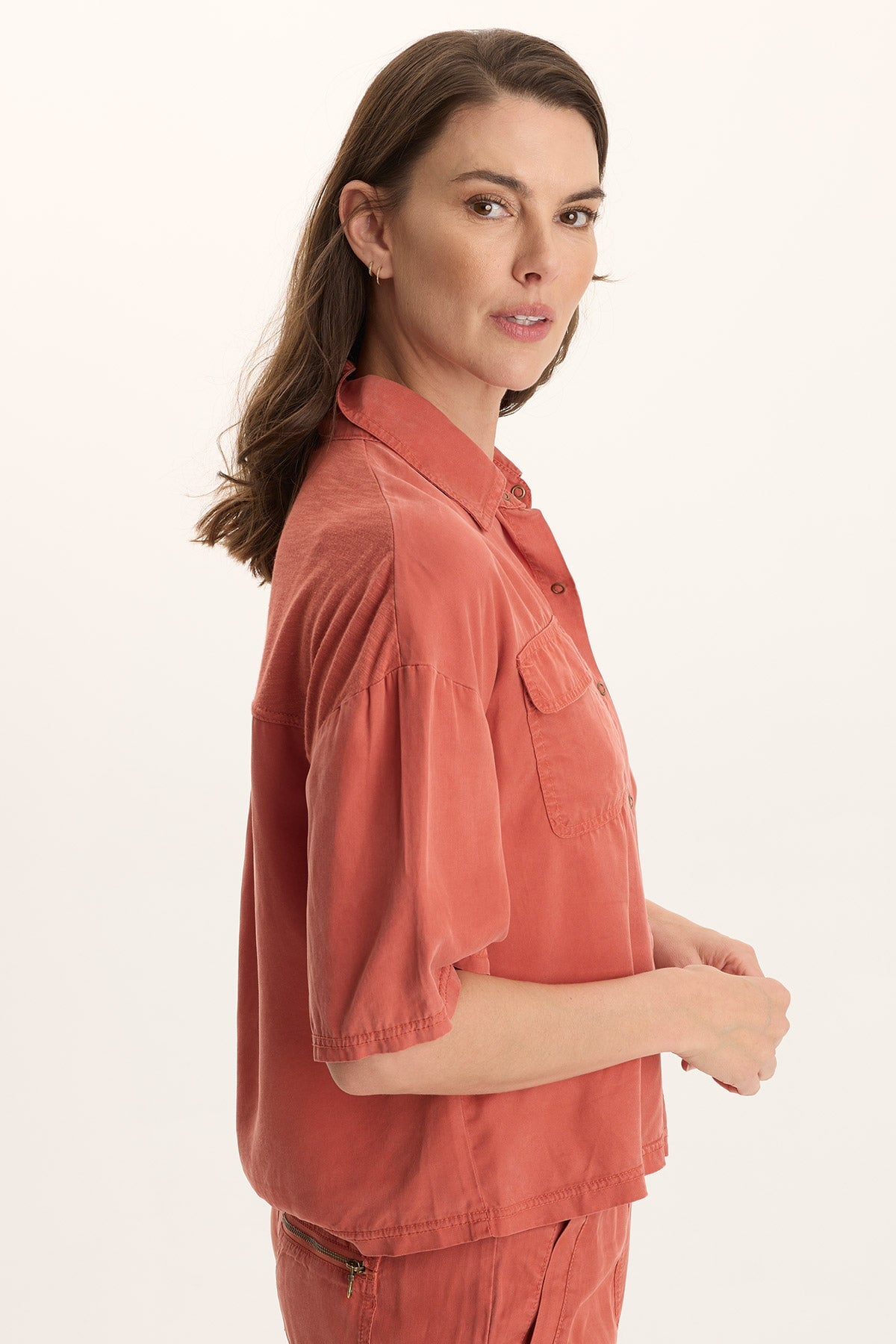 XCVI Tage Soft Twill Snap-Up Top 