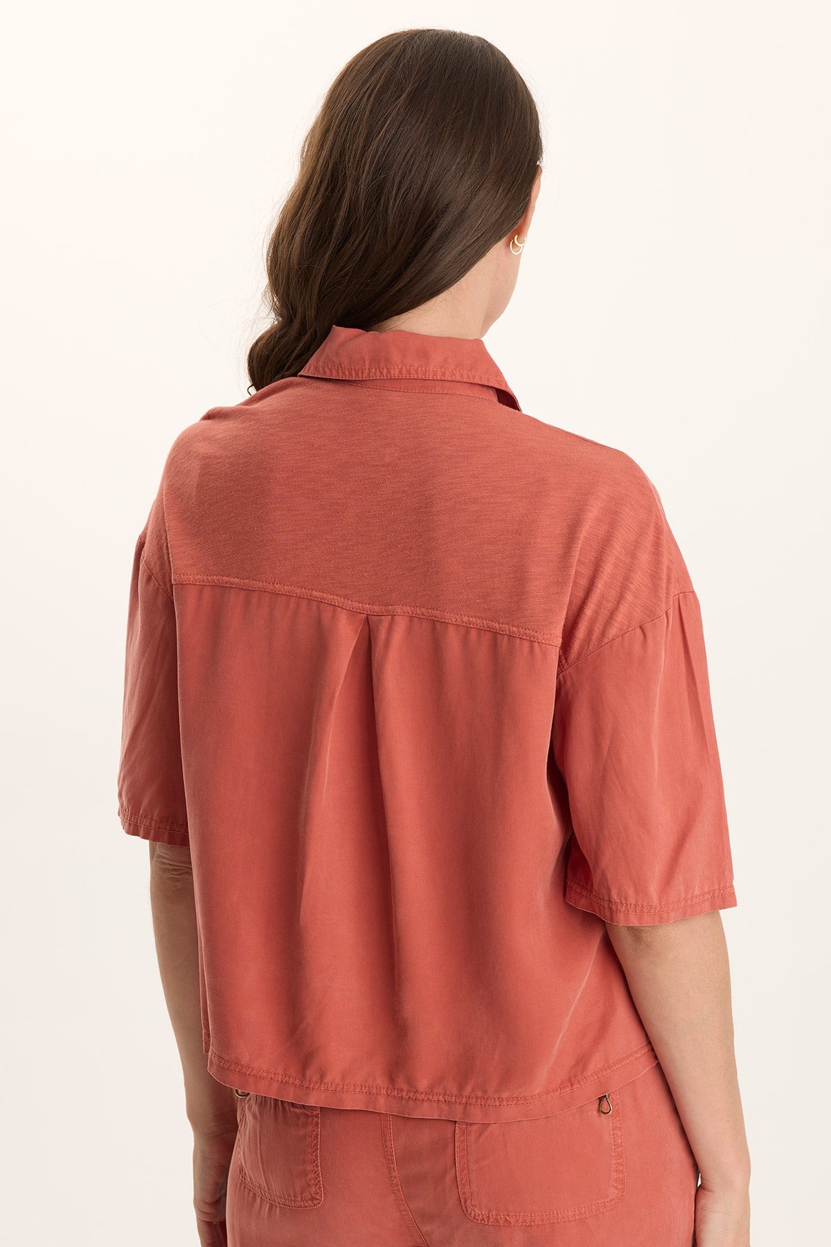 XCVI Tage Soft Twill Snap-Up Top 