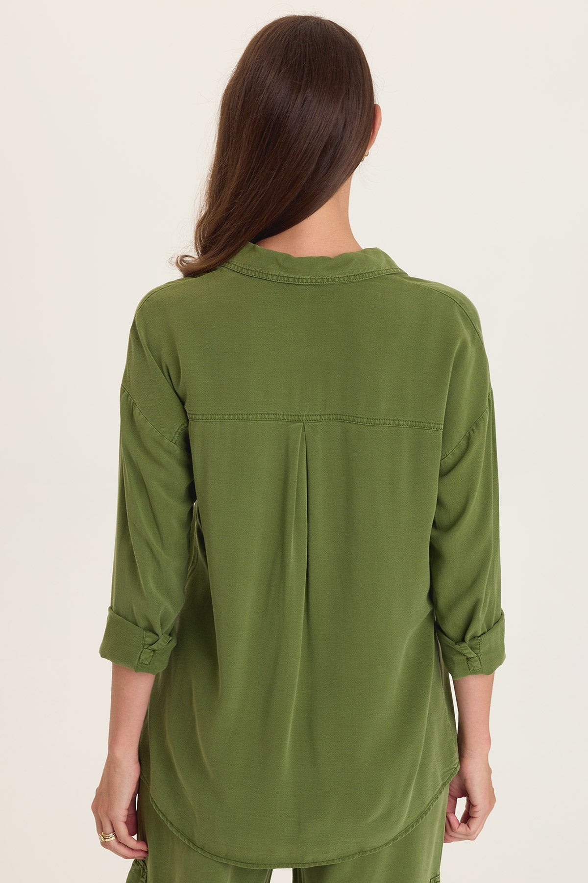 Wearables Dusten Lightweight Oversize Button-Up 