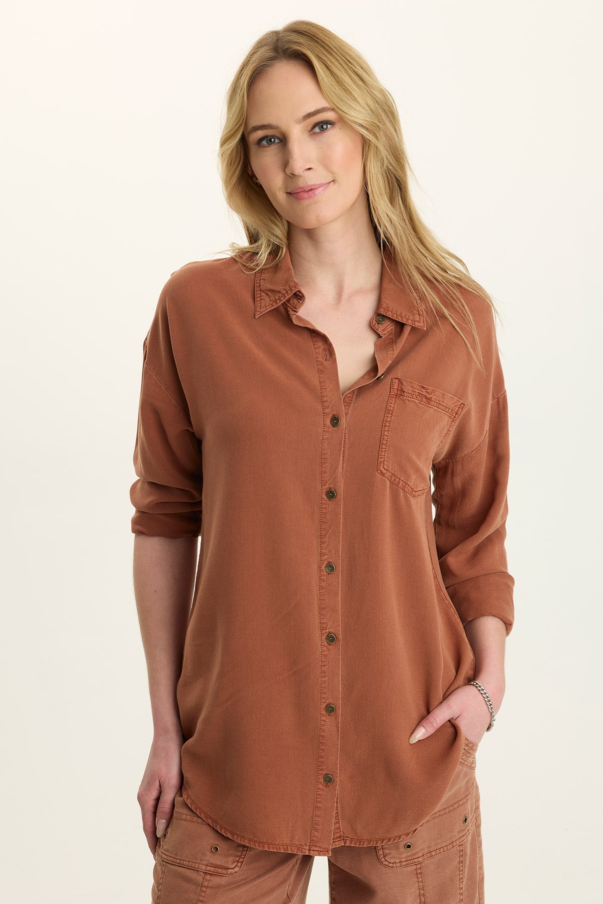 Wearables Dusten Lightweight Oversize Button-Up 