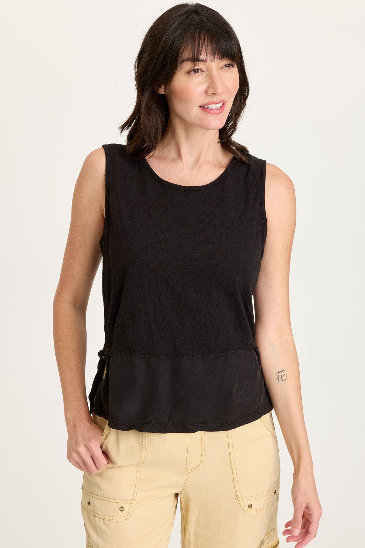 リミフゥ　20/-C Plain Stitch Chest Slit Tank Open-Stitch Twofer Sweater Tank | Nuuly