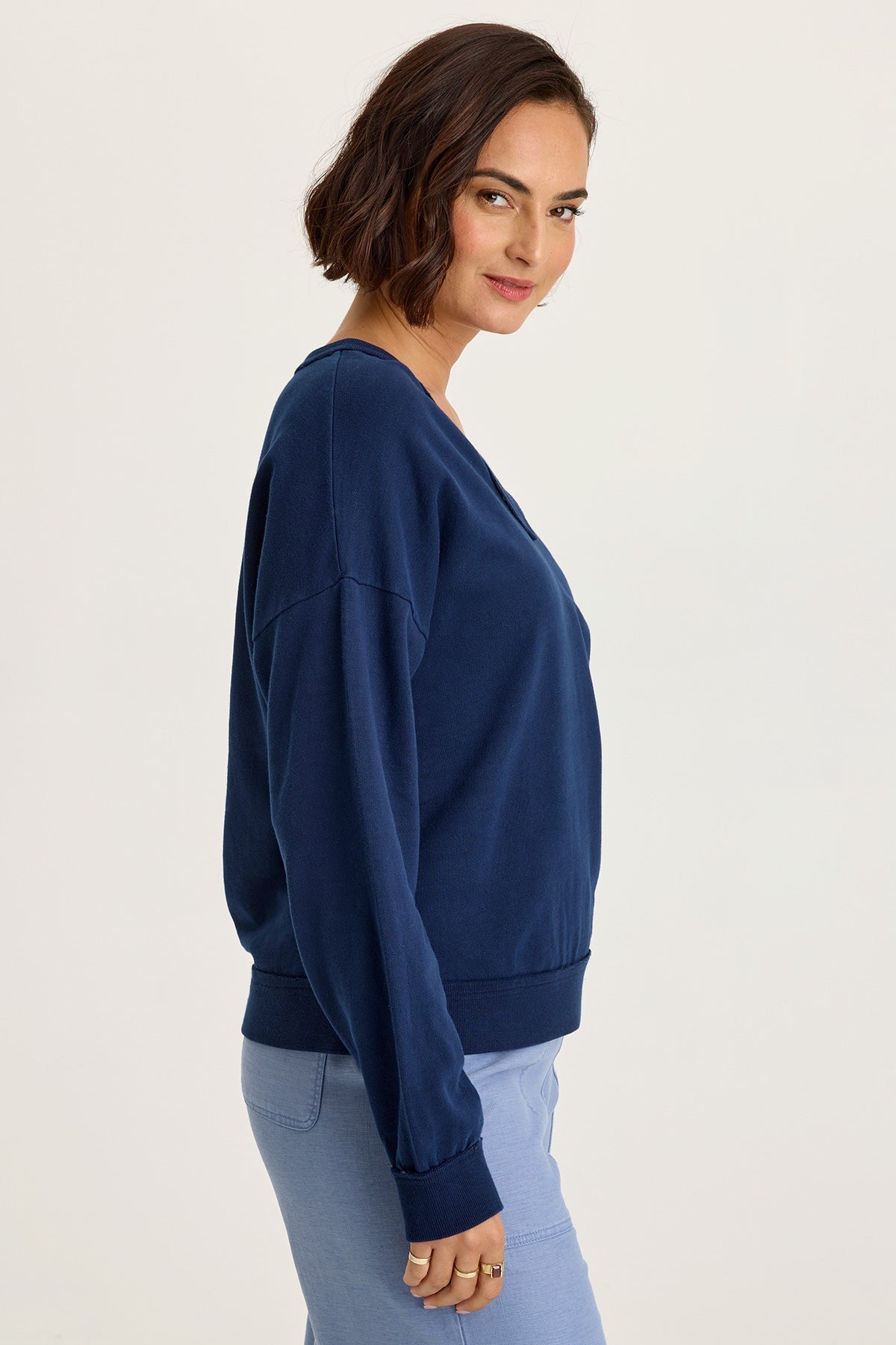 Wearables Rolin Terry V-Neck Pullover 