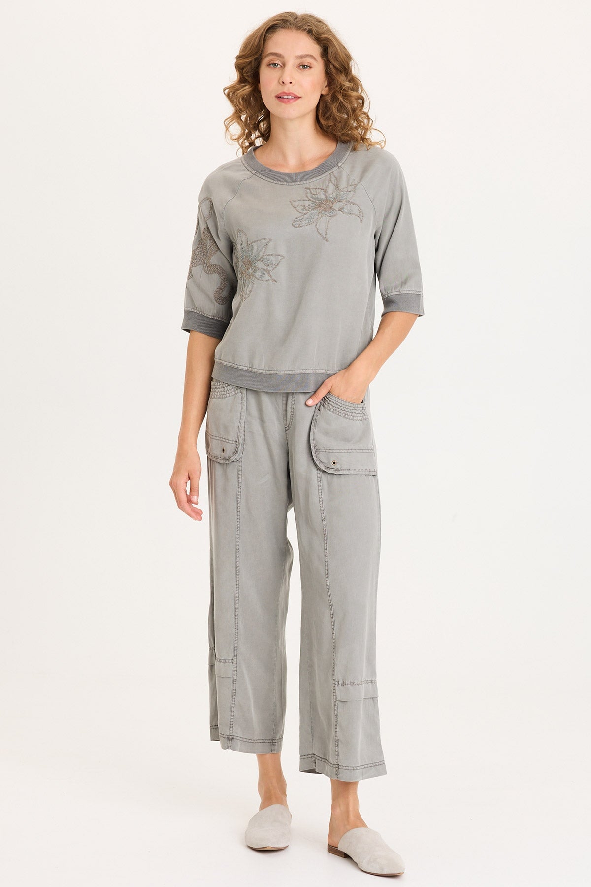 XCVI Linton Embroidered Twill/Rib Snap-Up Back Top 