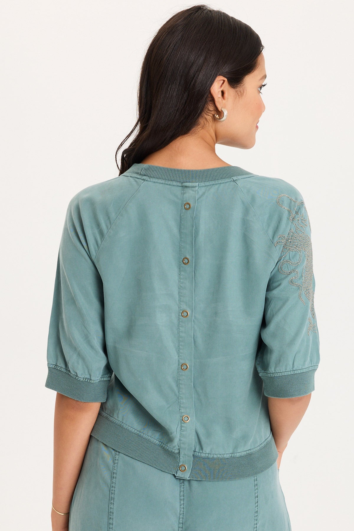 XCVI Linton Embroidered Twill/Rib Snap-Up Back Top 