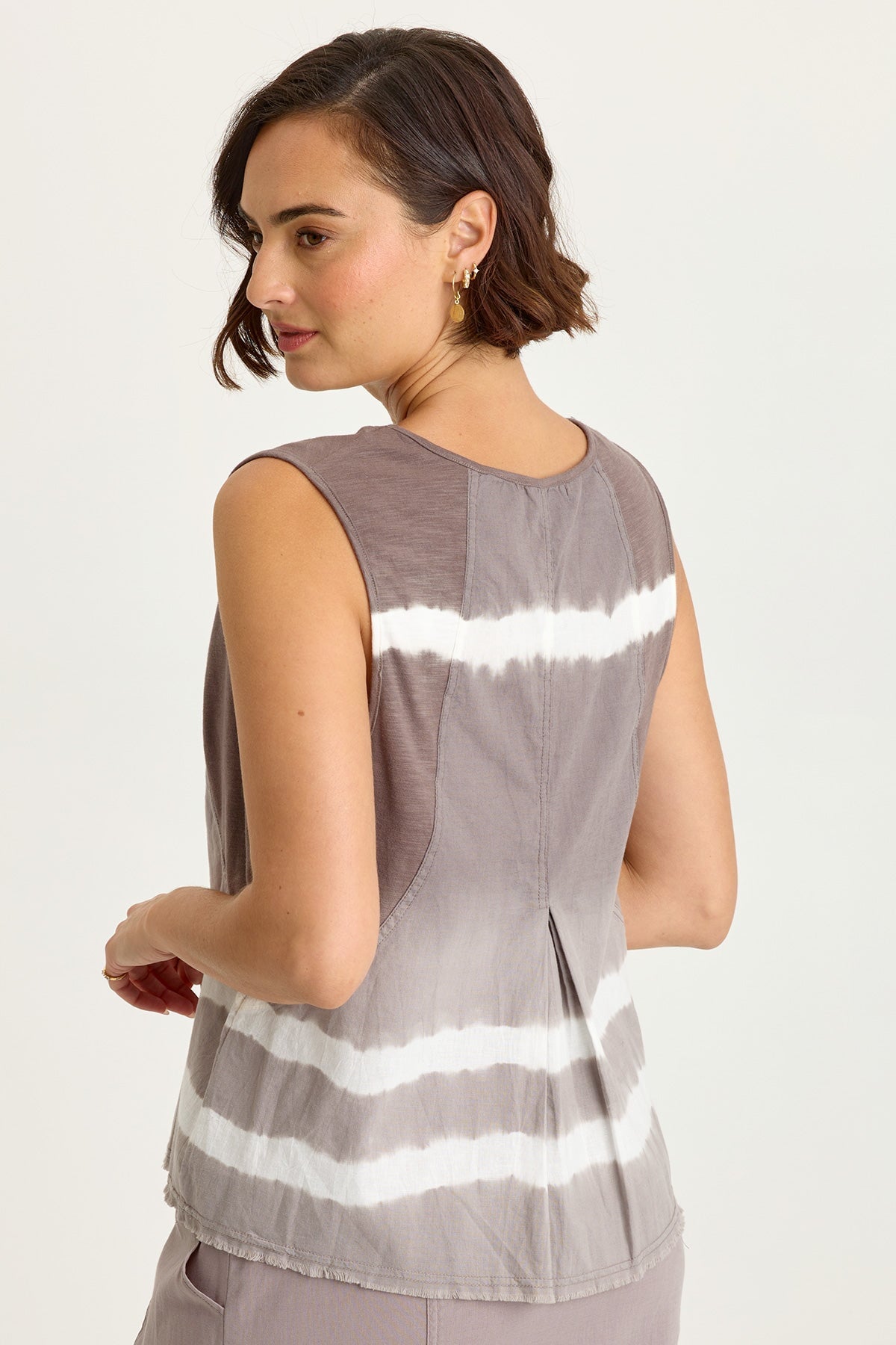 Wearables Mazie Linen/Jersey V-Neck Tank 