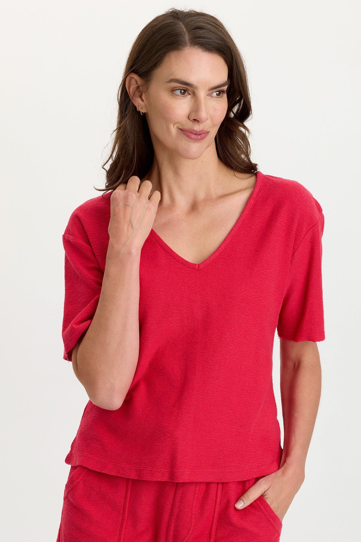Wearables Lorn Crepe Knit V-Neck Tee 