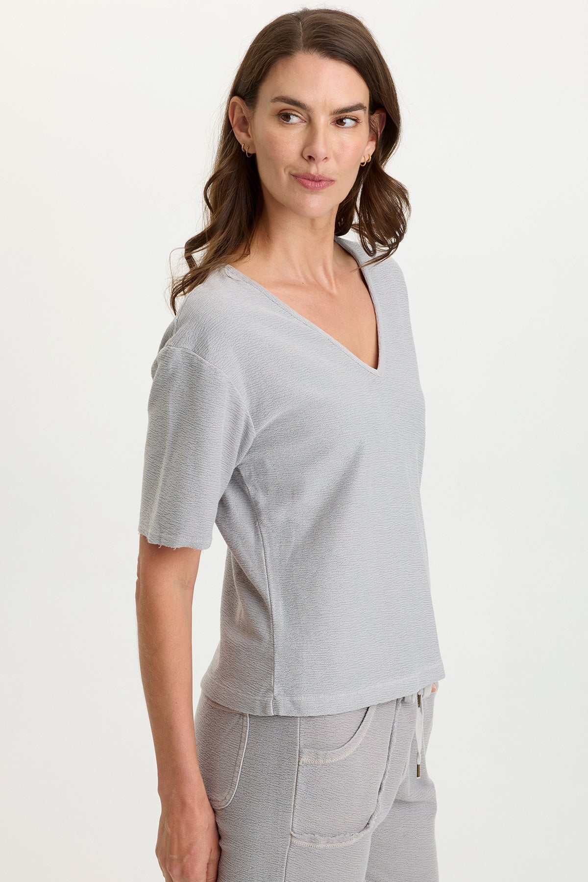 Wearables Lorn Crepe Knit V-Neck Tee 