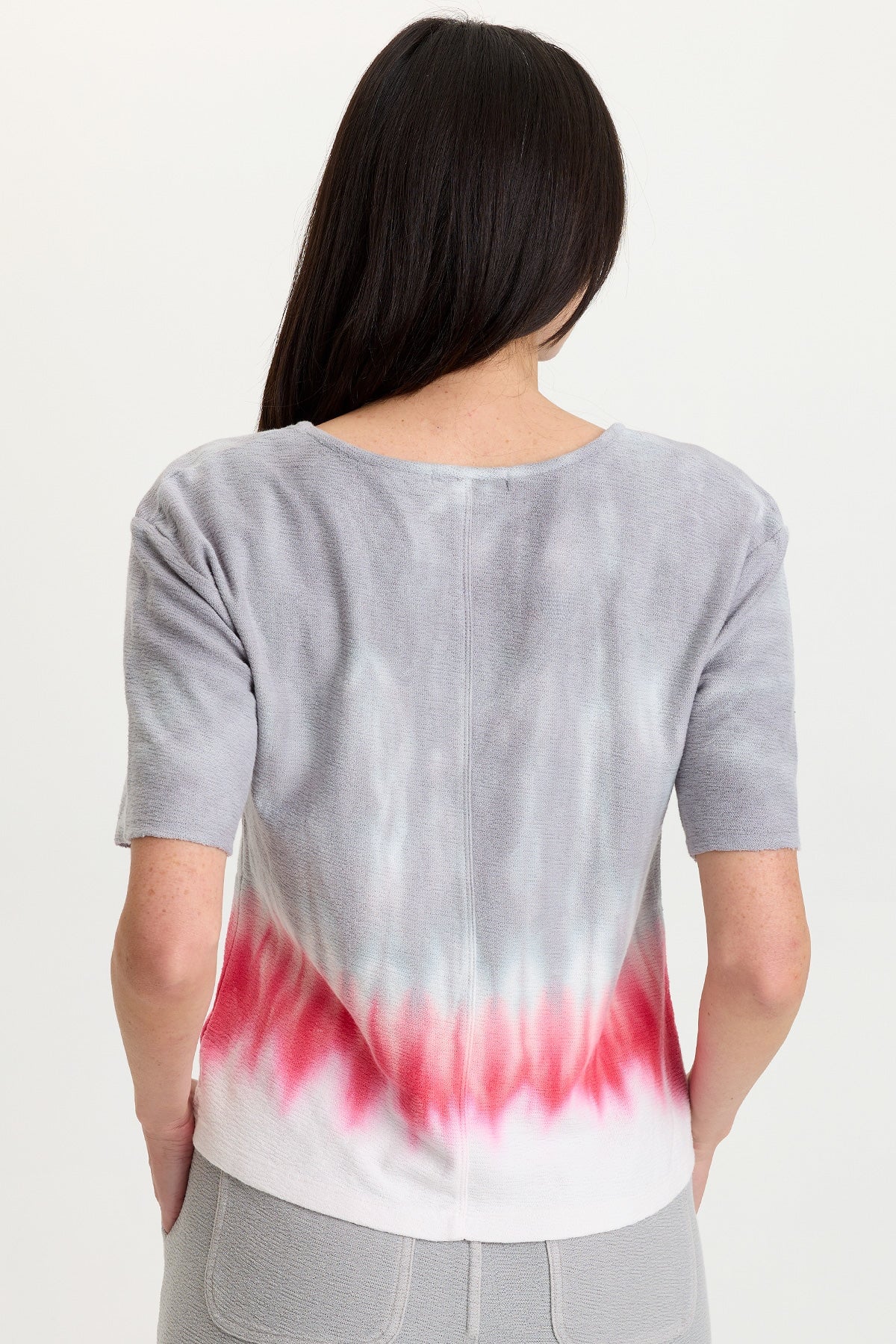 Wearables Lorn Crepe Knit V-Neck Tee 