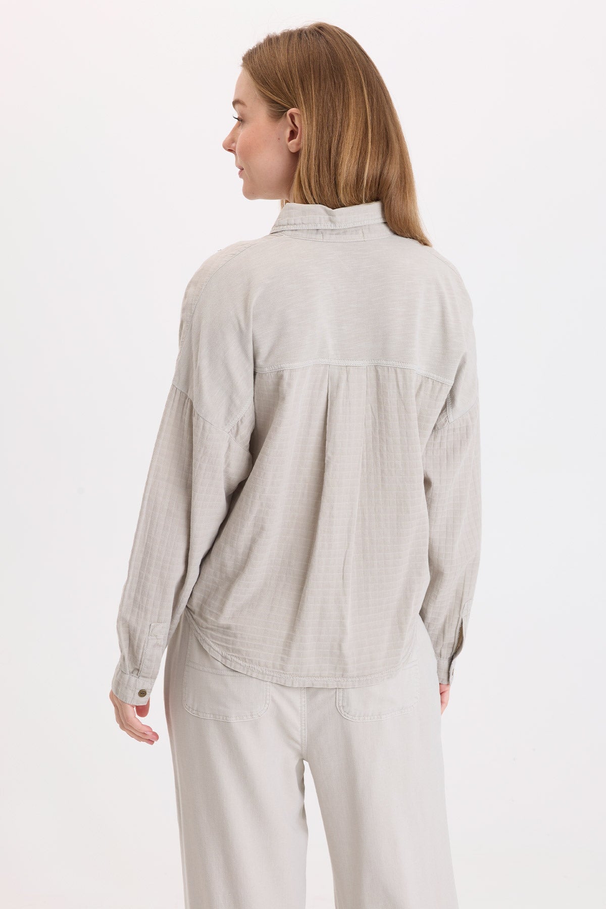 Wearables Becknir Basket Weave Button-Up 