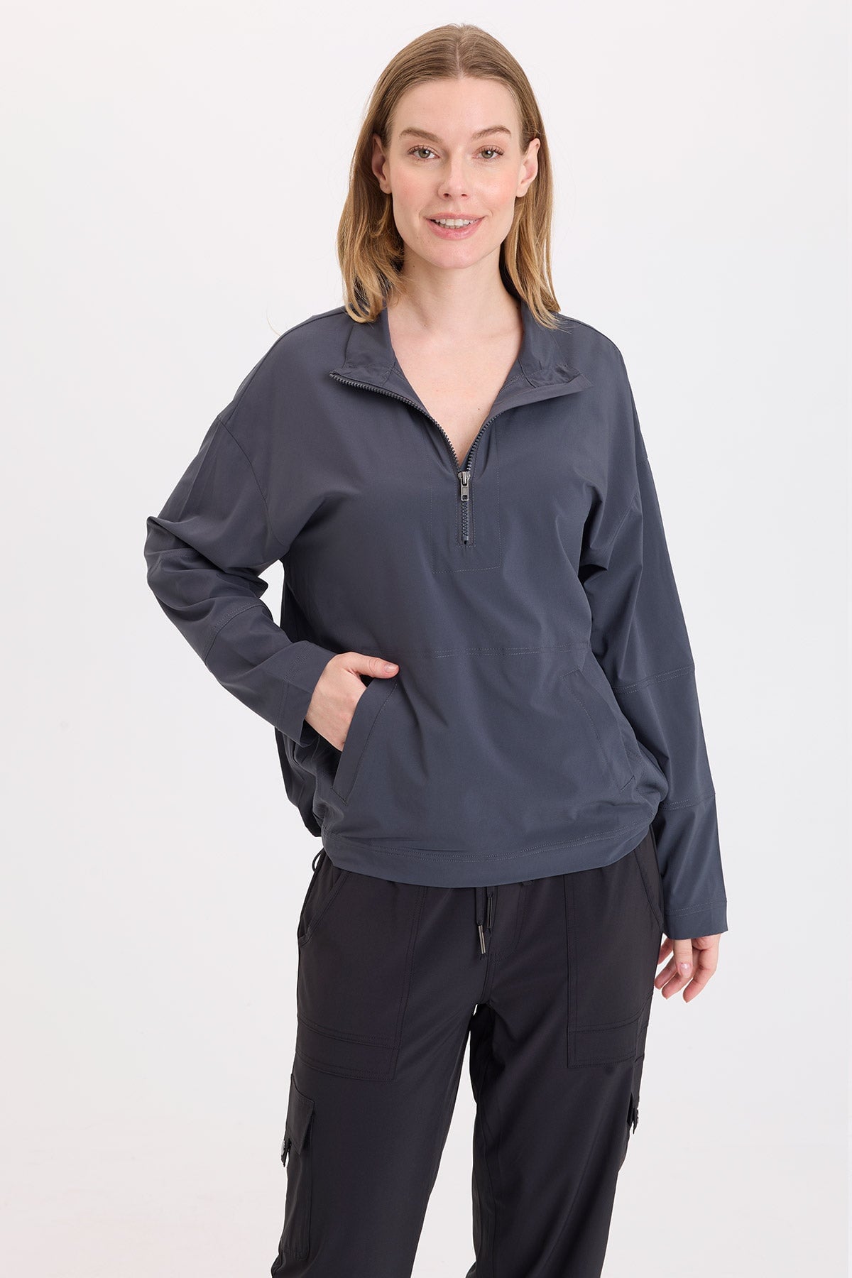 Wearables Romee Active Kangaroo Pockets Pullover 