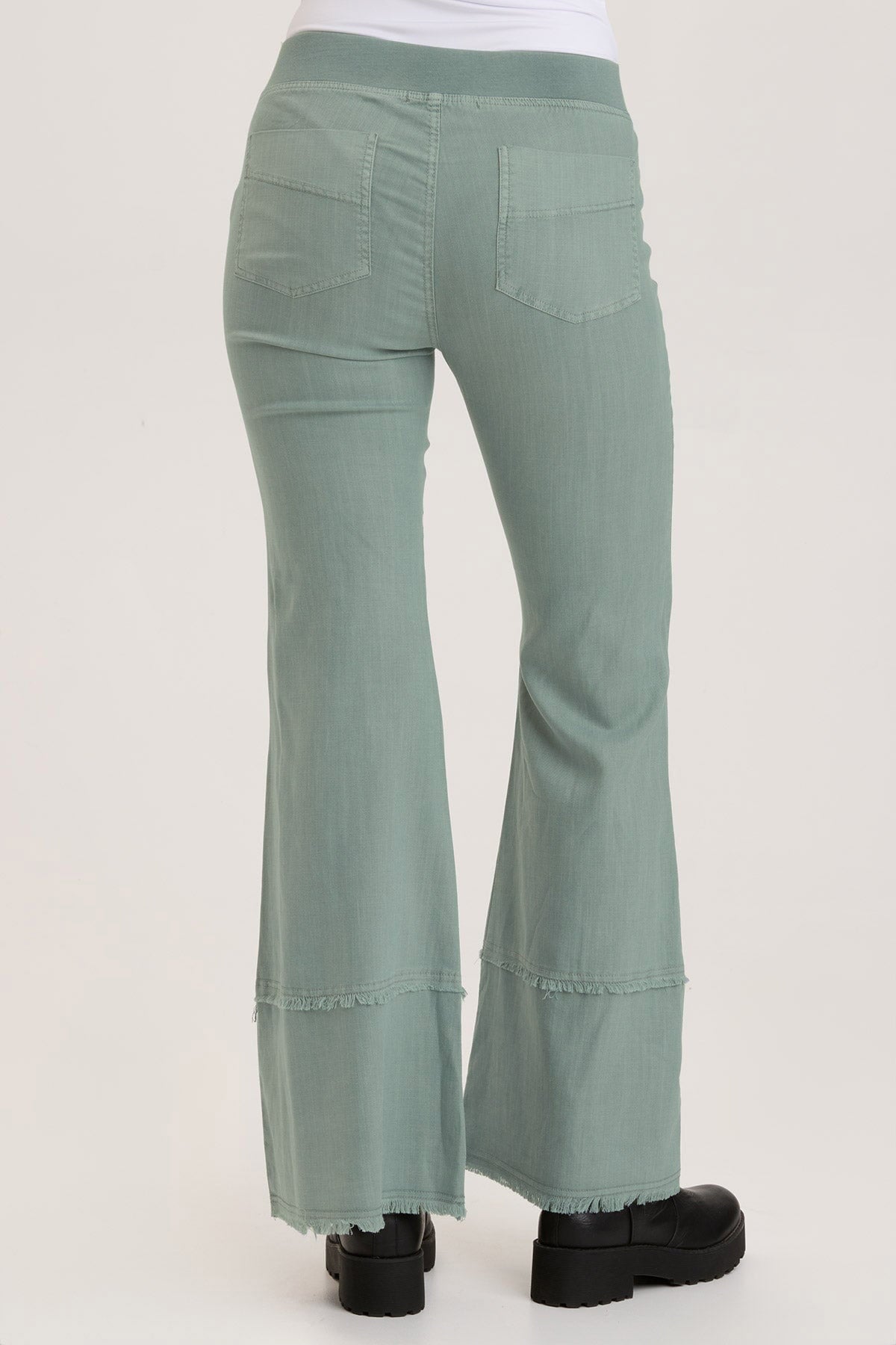 Wearables Arrin Pant 