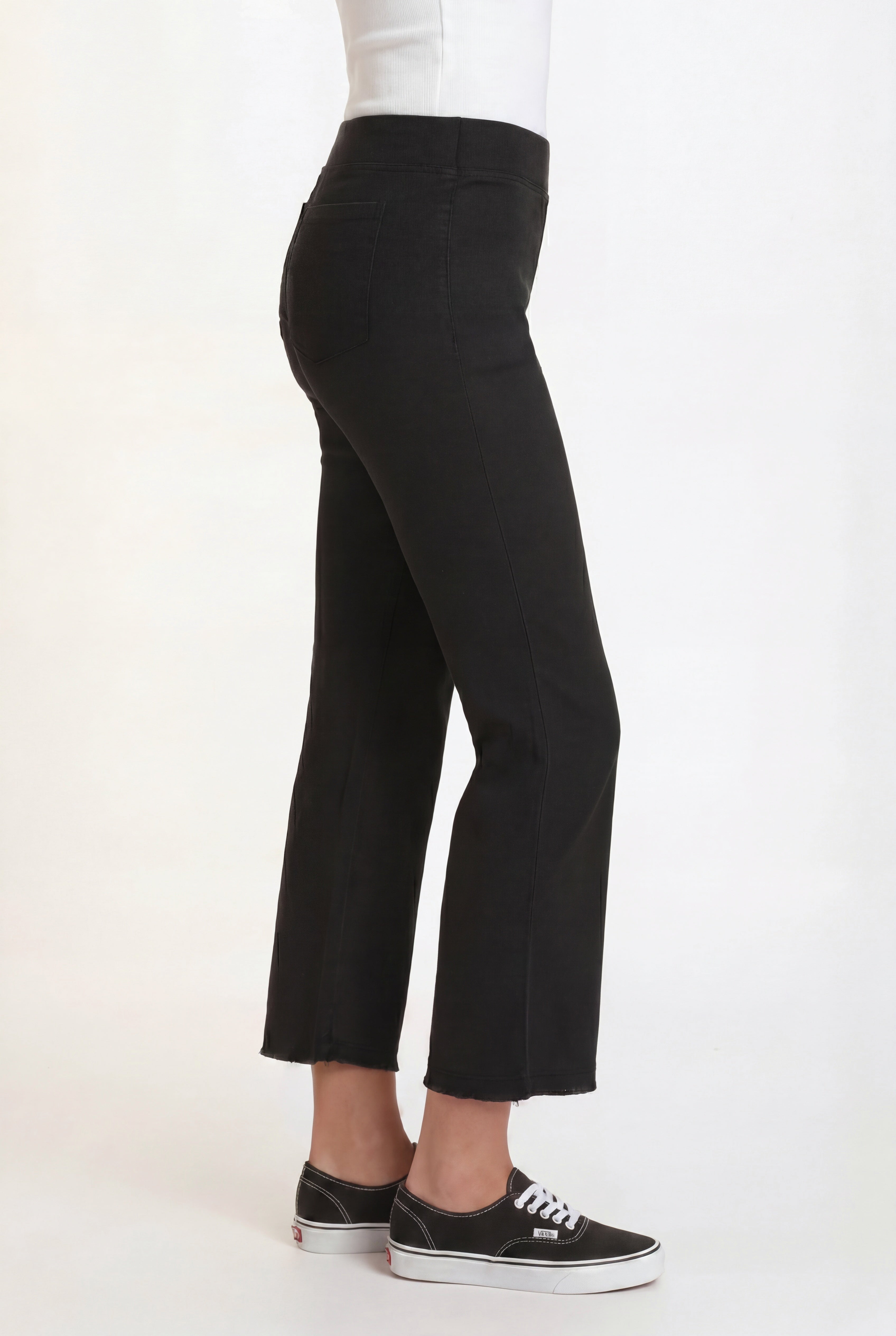 Wearables Sarla Twill Ankle Crop Pant 