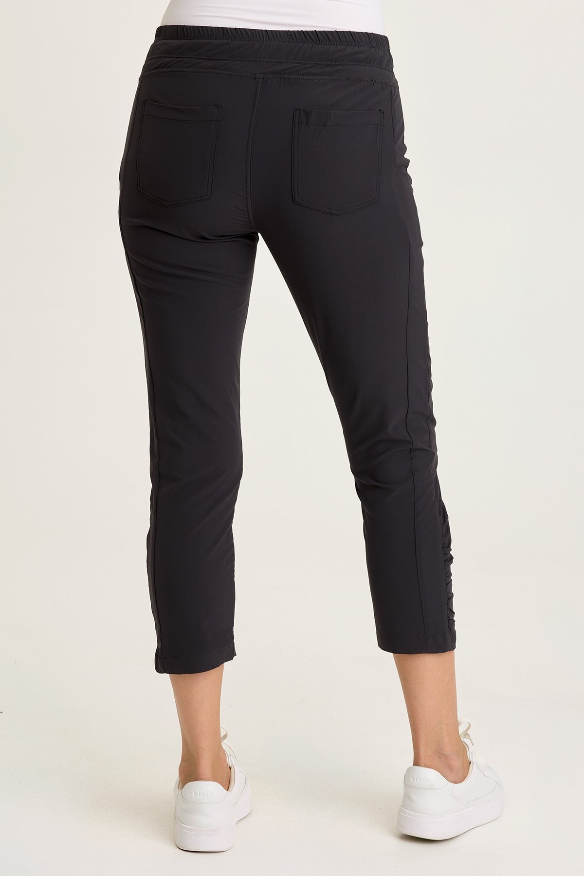 Aksana Legging in Black
