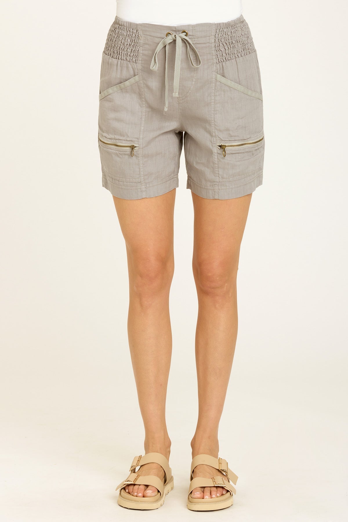 Xcvi Boswell Short In Grey