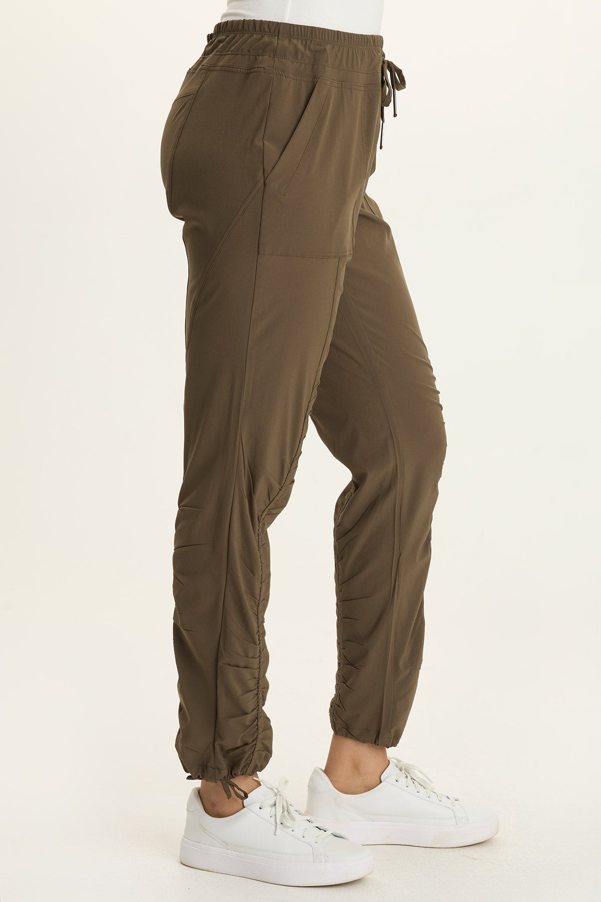 Wearables Jules Active Ruched Stretch Pant