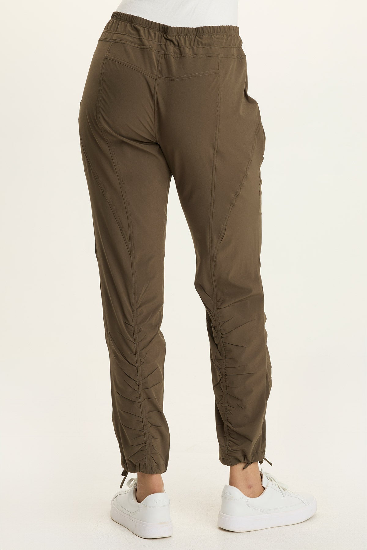 Wearables Jules Active Ruched Drawstring Stretch Pant 