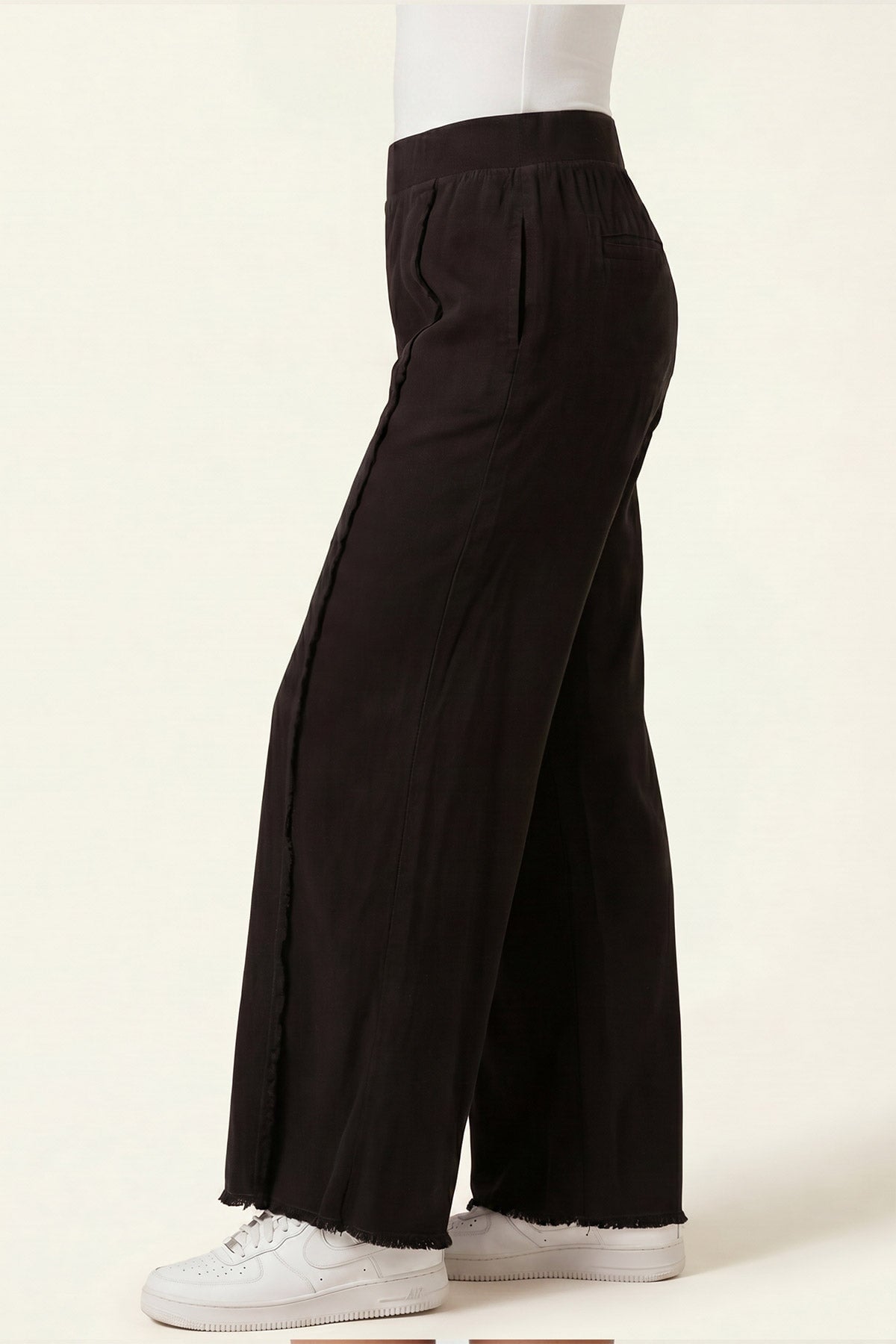 Wearables Twill Beach Trouser 