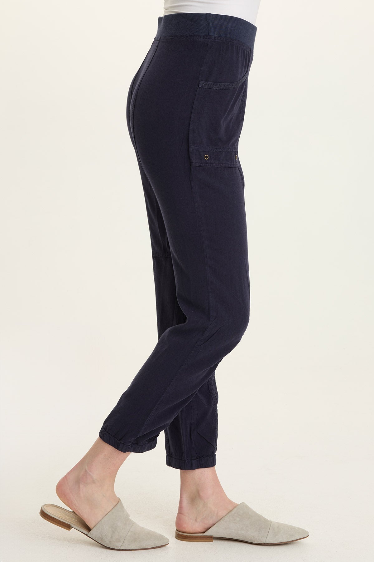 Wearables Squire Twill Banded Hem Casual Pant 