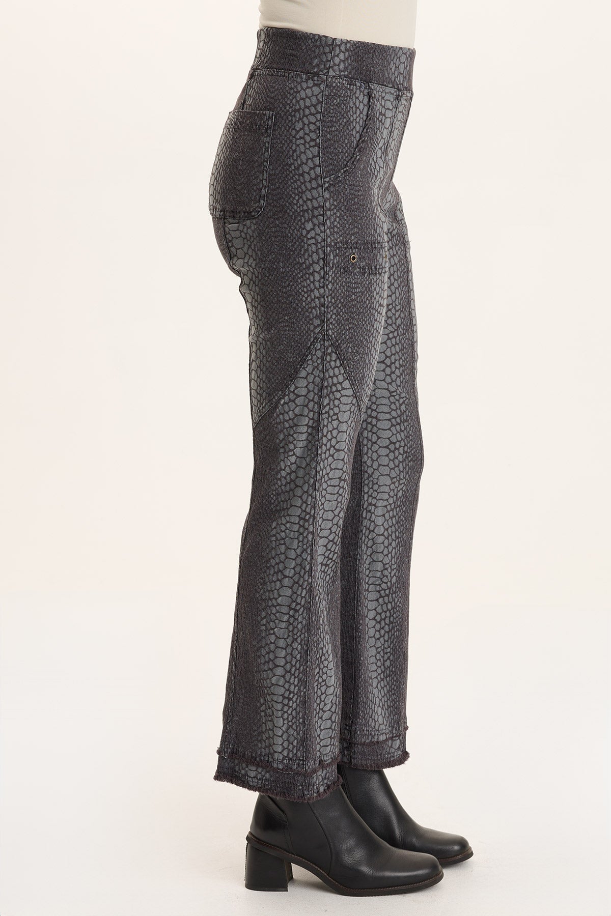 XCVI Askell Textured Jacquard Flared Pull-On Pant 