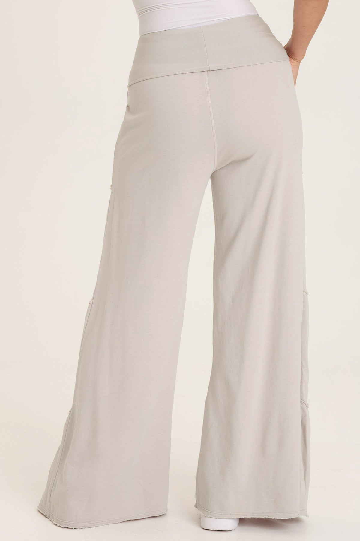 Wearables Carola Side-Tiered Wide-Leg Fleece Pant with Drawstring