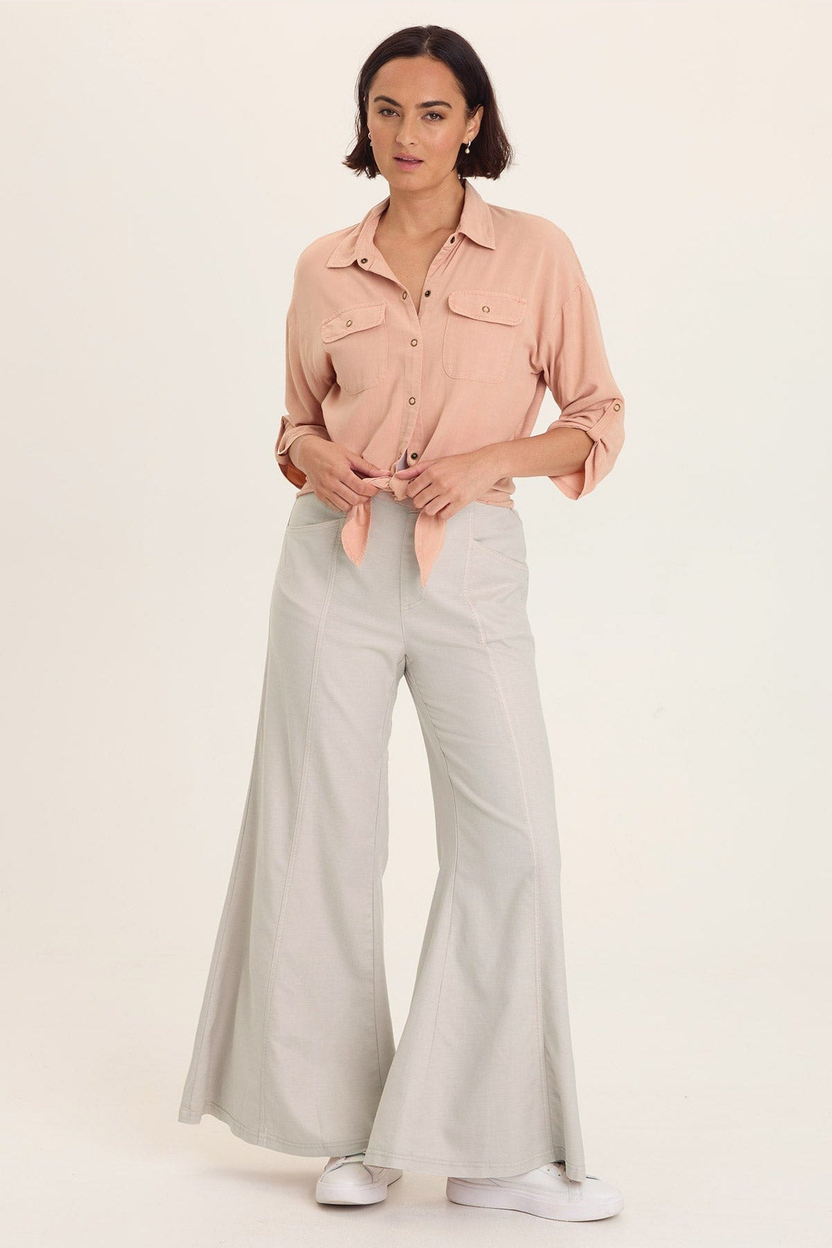 Wearables Faulk Twill Pull-On Twill Bell Bottom Pant
