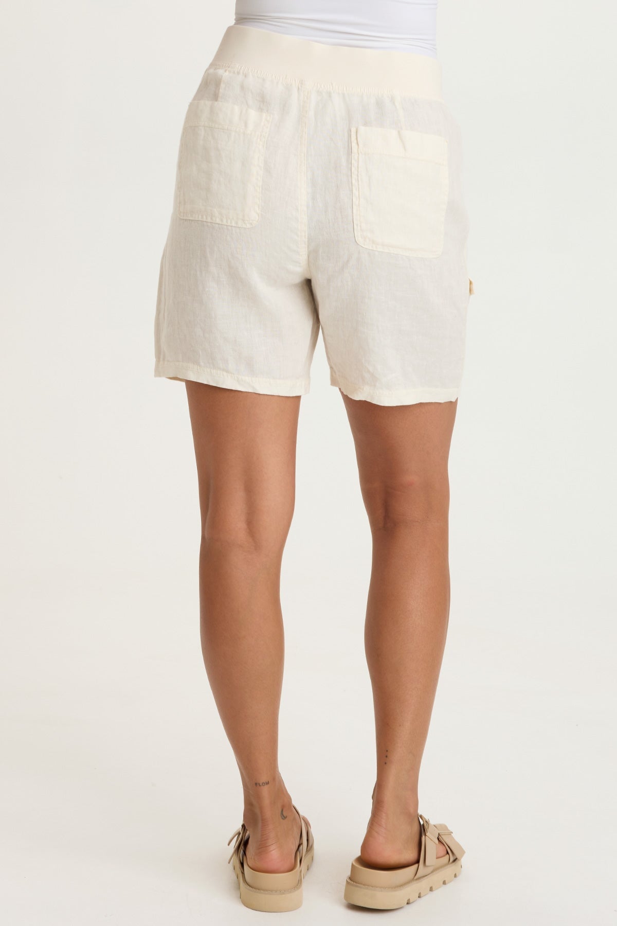 XCVI Jayci Linen Cargo Short 