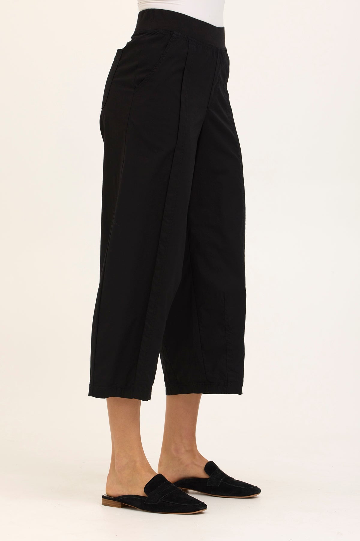 Core by XCVI Benson Poplin Barrel Crop 