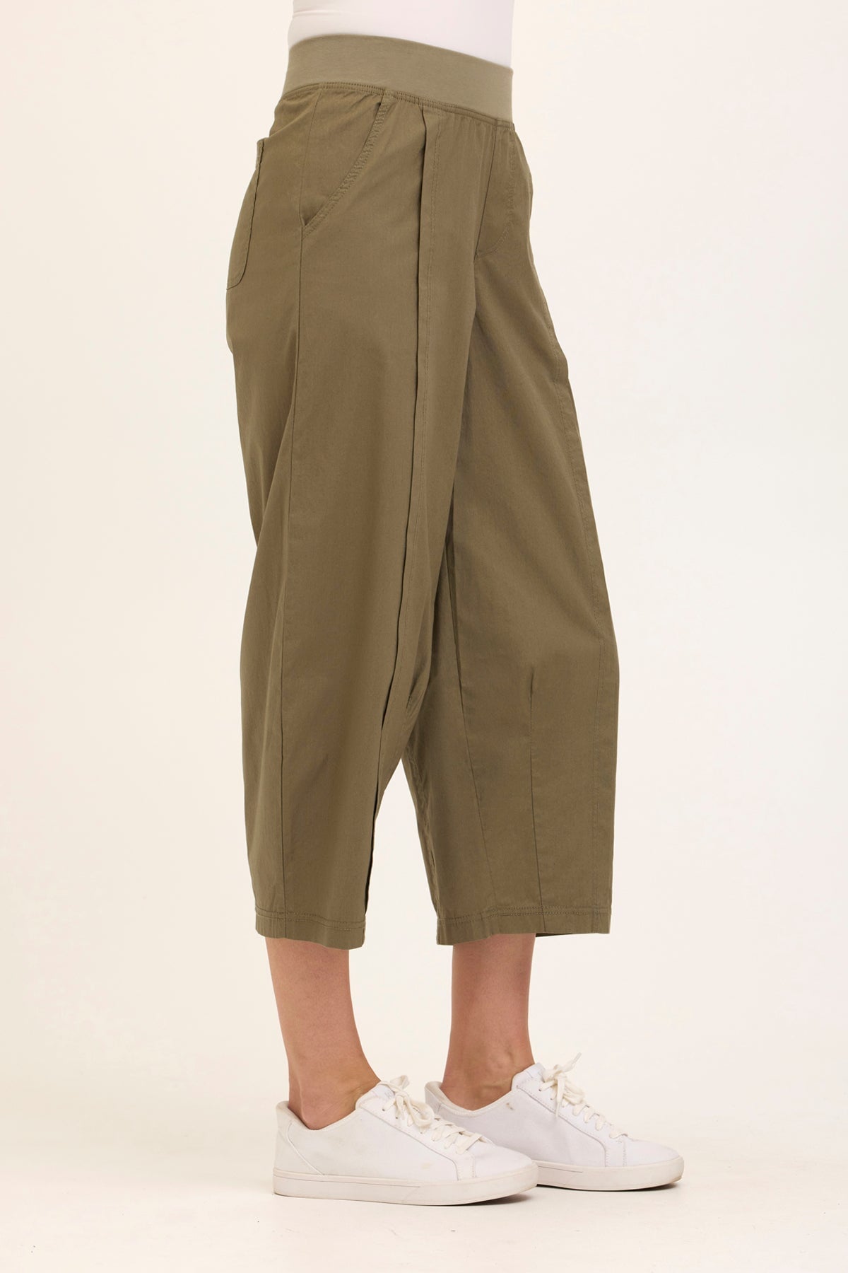 Core by XCVI Benson Poplin Barrel Crop 