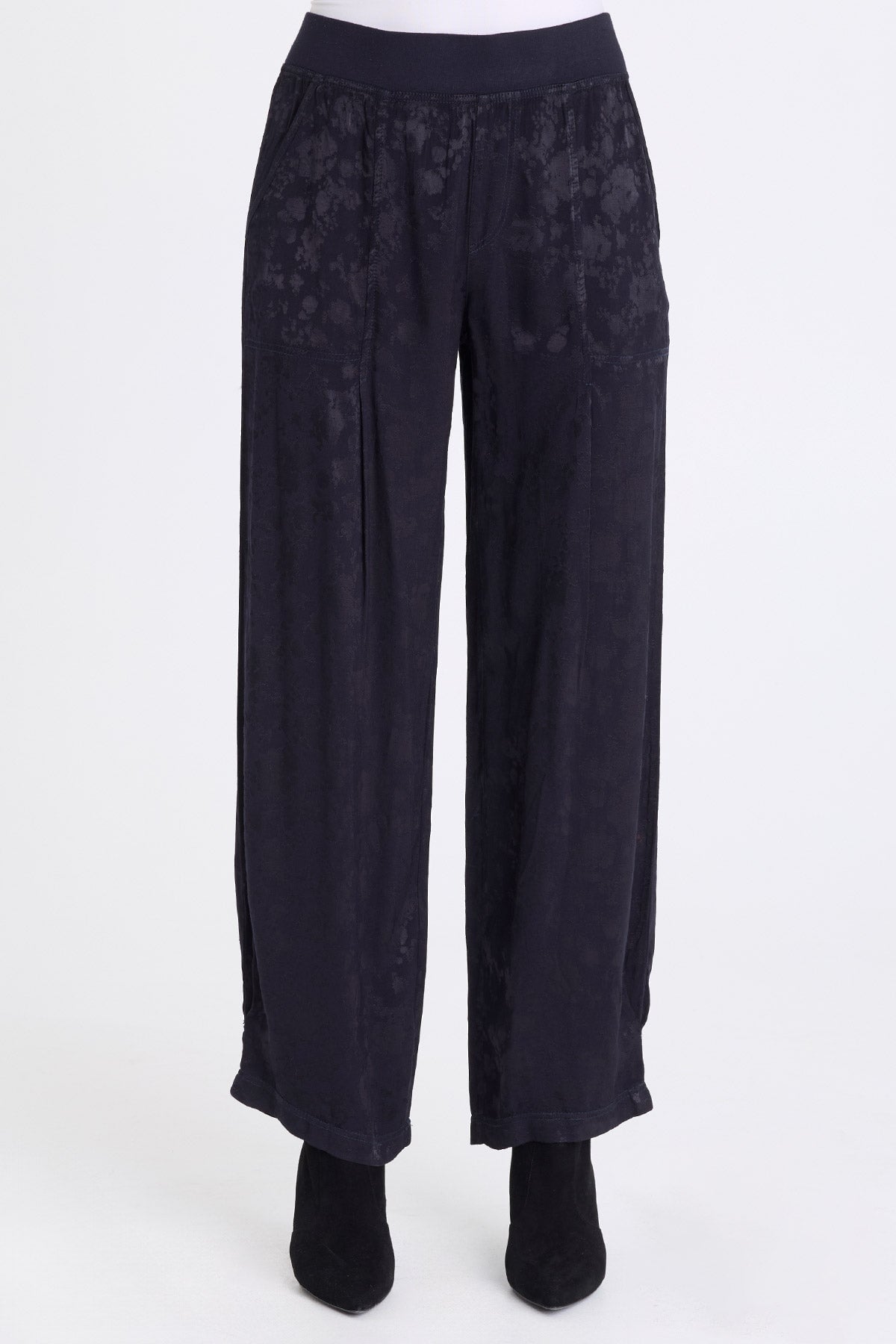XCVI Tarquin Textured Satin Pleated Pant 