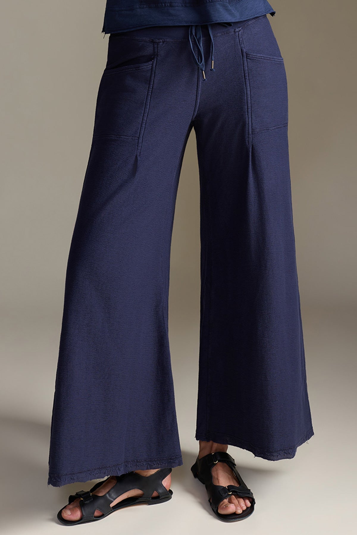 Wearables Darby Crepe-Knit Wide Leg Pant 