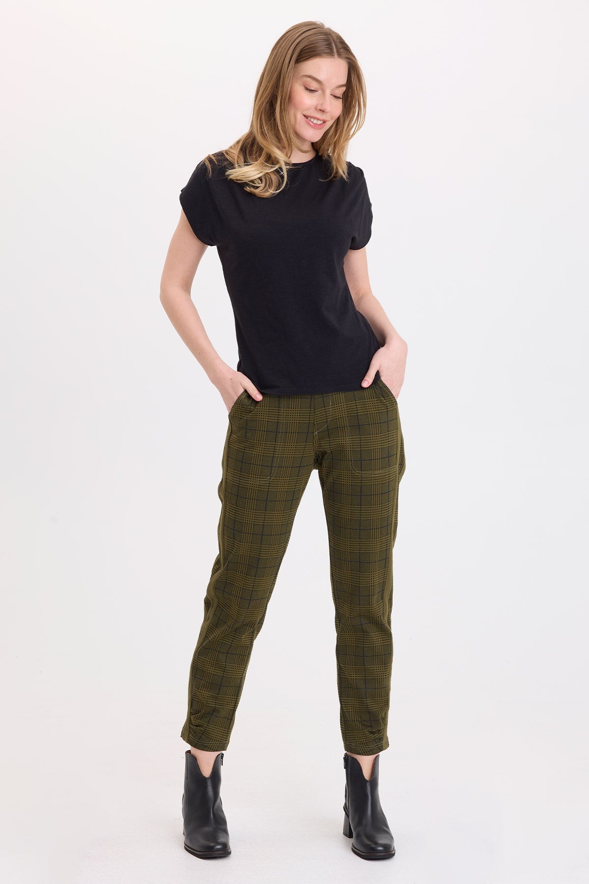 Wearables Vienna Plaid Ponte Legging 