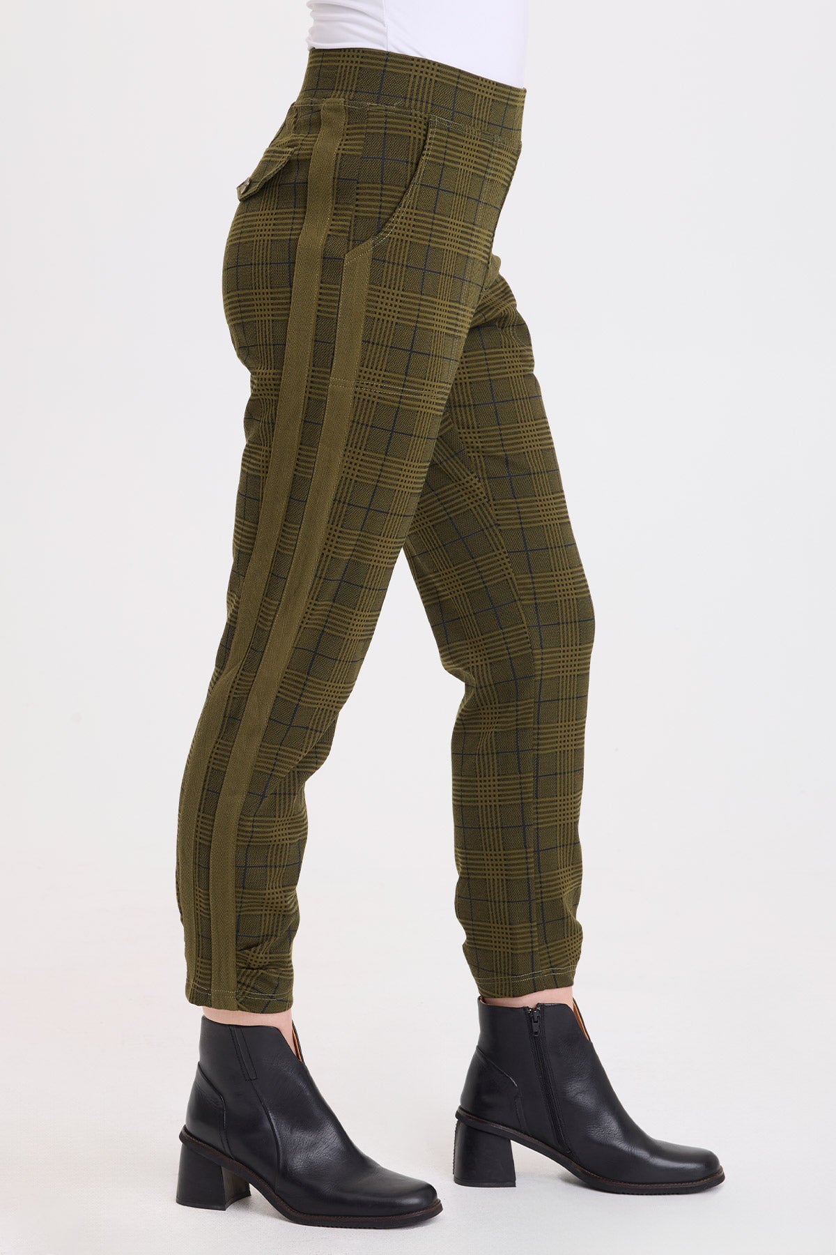 Wearables Vienna Plaid Ponte Legging 