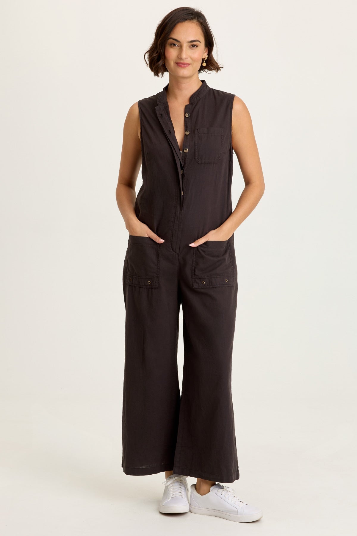Wearables Tawnie Linen Button-Up Jumpsuit 