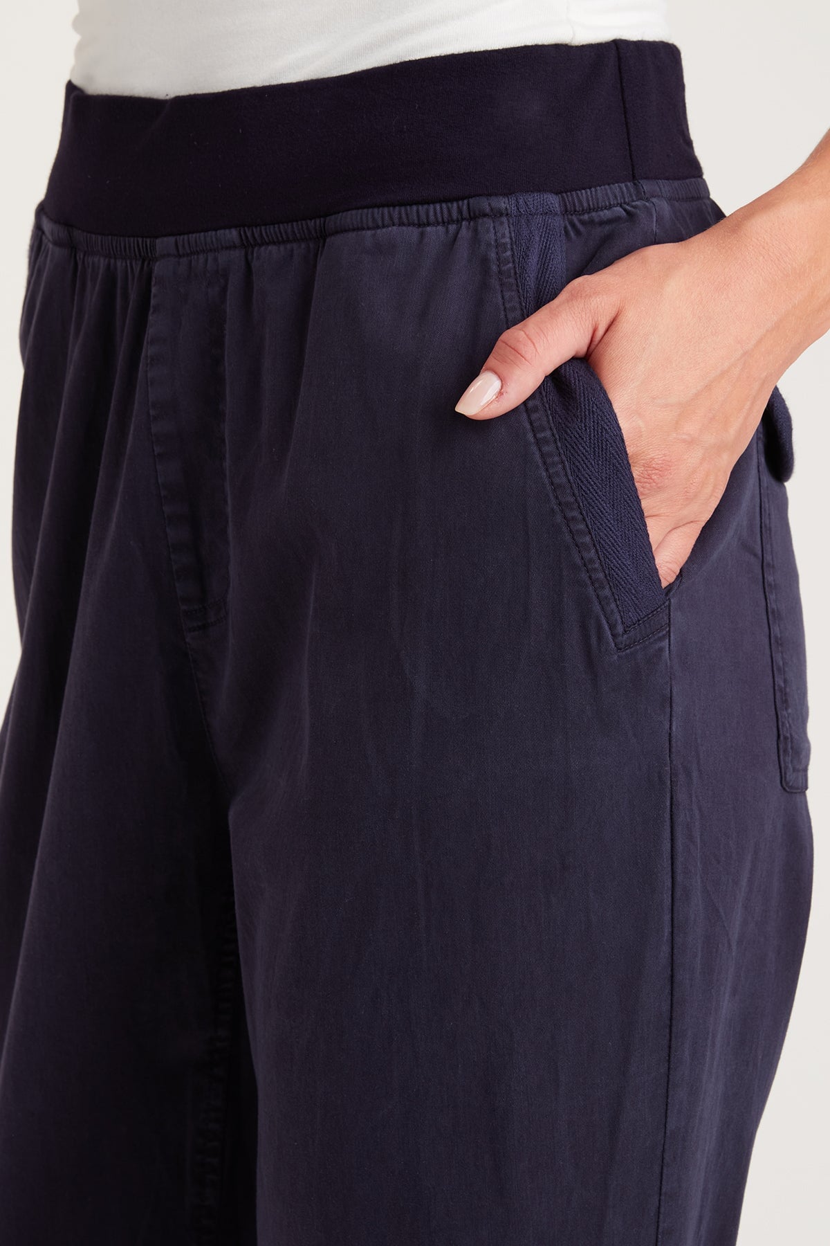 XCVI Leanne Pant 